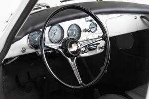 Image 25/37 of Porsche 356 C 1600 SC (1964)
