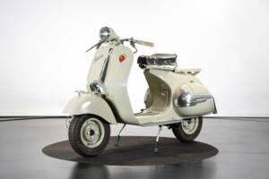 Bild 8/50 von Piaggio Vespa 150 "Struzzo" VL (1955)