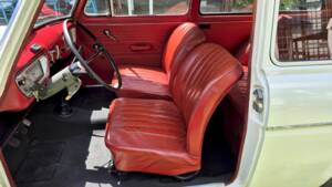 Image 28/63 of Ford Anglia (1965)