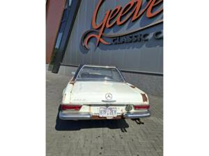 Image 5/50 de Mercedes-Benz 250 SL (1967)