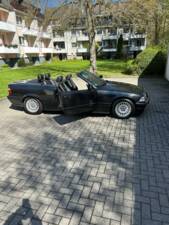 Immagine 7/11 di BMW 325i (1993)