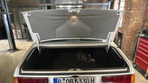 Bild 29/40 von BMW 633 CSi (1984)