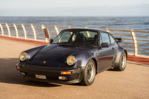 Image 8/65 de Porsche 911 Turbo 3.3 (1986)