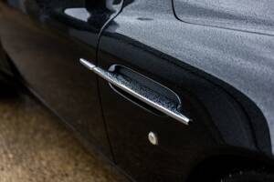 Afbeelding 49/50 van Aston Martin V12 Vanquish S (2007)