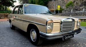 Image 2/21 de Mercedes-Benz 250 (1969)