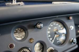 Immagine 53/62 di Jaguar XK 140 OTS (1954)