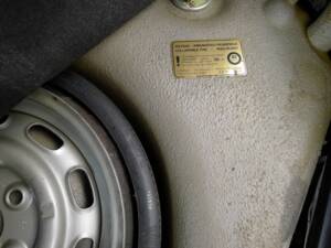 Bild 9/33 von Porsche 911 Carrera 3.2 (1985)