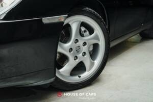 Bild 11/24 von Porsche 911 Carrera 4 (2000)