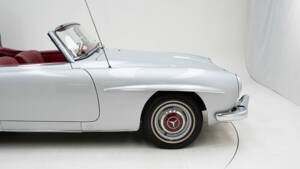 Image 10/15 of Mercedes-Benz 190 SL (1962)