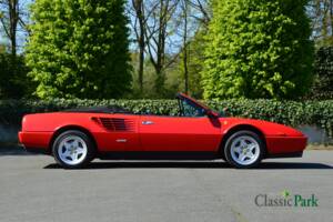 Bild 18/50 von Ferrari Mondial 3.2 (1987)
