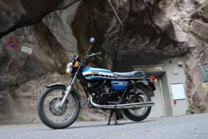 Image 1/33 of Yamaha RD 250 (1976)