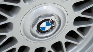 Image 12/15 of BMW 850i (1991)