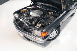 Bild 17/37 von Mercedes-Benz 560 SEC (1990)