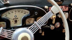 Image 27/33 de BMW 327 (1940)