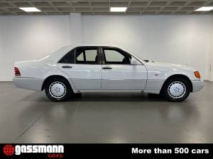 Image 4/15 of Mercedes-Benz 500 SE (1992)