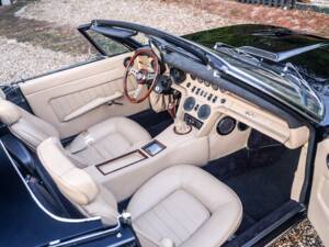 Image 16/25 of Maserati Ghibli Spyder (1970)