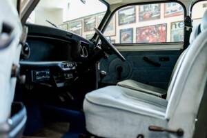 Image 17/43 of Austin Mini Mayfair Sport (1983)