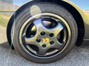 Image 29/73 de Porsche 968 (1992)