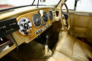 Image 29/50 de Aston Martin DB 2 Vantage (1953)