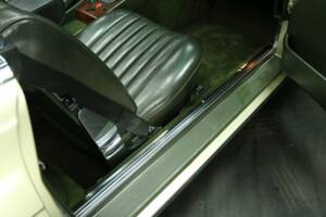 Imagen 25/50 de Mercedes-Benz 380 SL (1984)