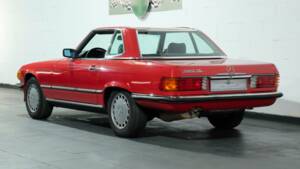 Image 22/42 de Mercedes-Benz 560 SL (1988)
