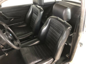 Image 17/31 de BMW 2002 turbo (1974)