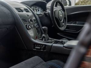 Image 50/65 of Aston Martin Vantage GT8 (2017)