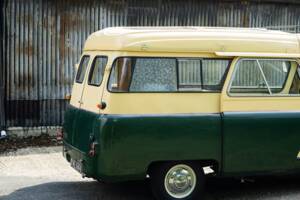 Image 12/50 of Bedford CA Dormobile (1961)
