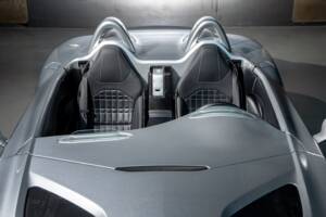 Image 24/28 of Mercedes-Benz SLR McLaren 722 S (2009)