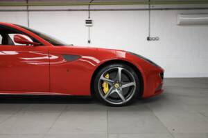 Immagine 11/50 di Ferrari FF (2011)