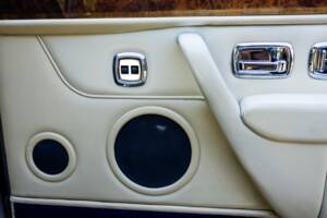 Image 50/50 of Bentley Continental R (1997)