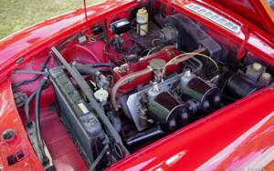Image 34/39 de MG MGB (1964)