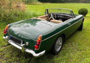 Image 4/18 of MG MGB (1965)