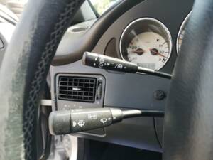Imagen 8/38 de Mercedes-Benz SLK 200 Kompressor (2002)