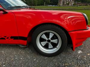 Bild 26/47 von Porsche 911 Carrera 4 (1990)
