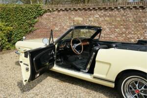 Immagine 35/50 di Ford Mustang 289 (1966)