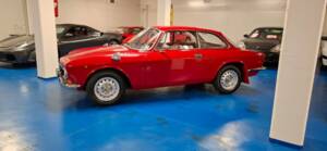 Image 10/32 of Alfa Romeo Giulia GT 1300 Junior (1974)