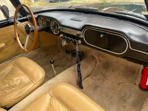 Imagen 11/23 de Lancia Flaminia GT Touring (1961)