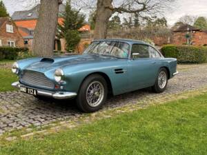 Afbeelding 3/30 van Aston Martin DB 4 (1959)