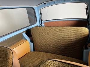 Image 19/19 of Trabant 601 Universal (1989)