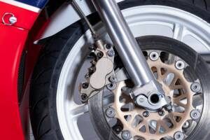 Bild 44/50 von Honda VFR 750R RC 30 (1988)