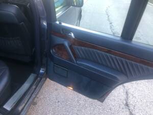 Afbeelding 13/23 van Mercedes-Benz 300 SE (1993)