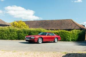 Image 21/50 of Jaguar XJR-S V12 Le Mans (1991)