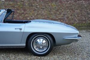 Image 25/50 of Chevrolet Corvette Sting Ray Convertible (1964)