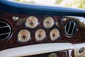 Image 21/24 of Bentley Arnage Red Label (2000)