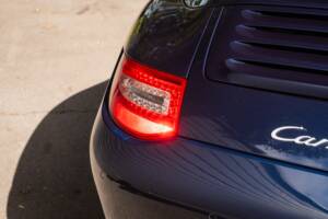 Image 44/54 of Porsche 911 Carrera GTS (2011)