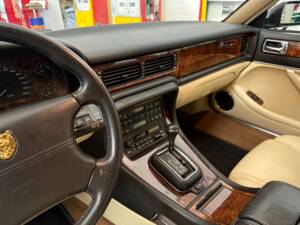 Bild 9/21 von Jaguar XJ 6 4.0 (1996)
