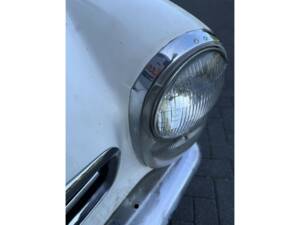 Image 14/50 de Mercedes-Benz 230 SL (1967)