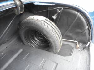 Image 18/22 de Mercedes-Benz 190 (1957)