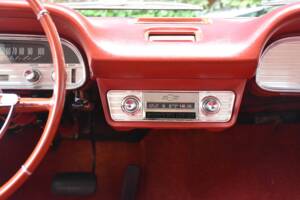 Bild 24/38 von Chevrolet Corvair Monza Coupe (1963)